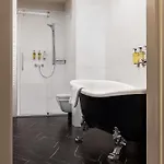 Wyndham Grand Old Town فندق كراكوفيا