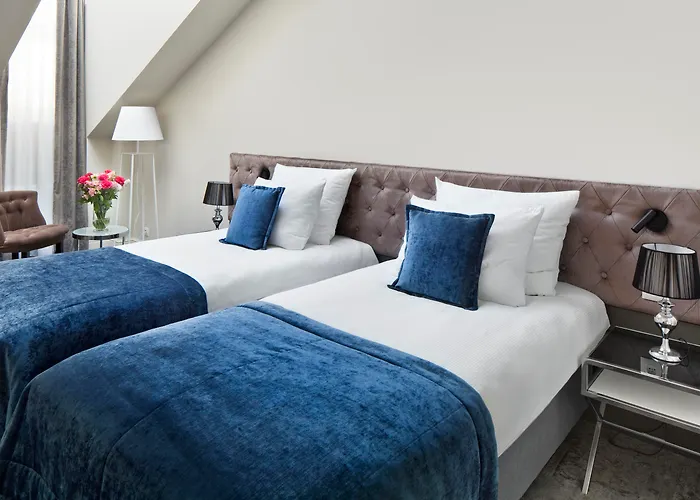 מלון Wyndham Grand Old Town