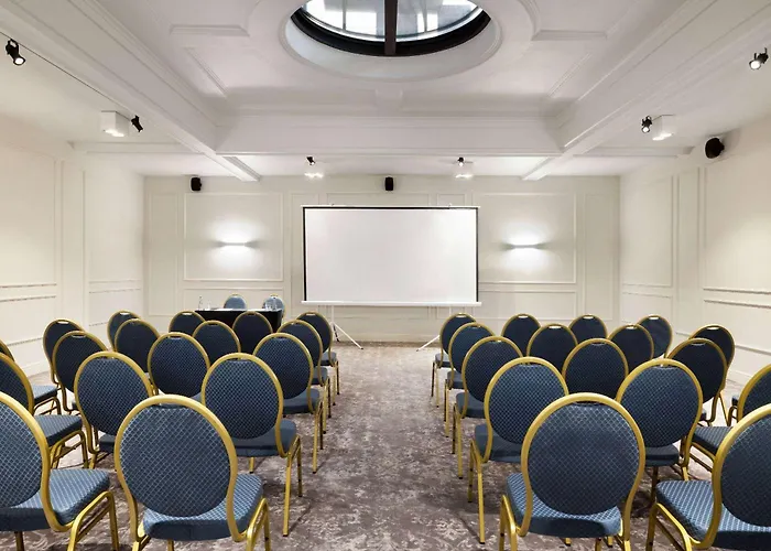 מלון Wyndham Grand Old Town