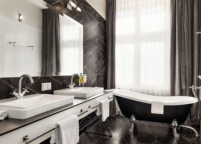 מלון Wyndham Grand Old Town קרקוב