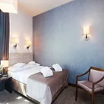Wyndham Grand Old Town מלון 5*