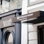 Wyndham Grand Old Town Otel