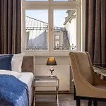 Otel Wyndham Grand Old Town 5*