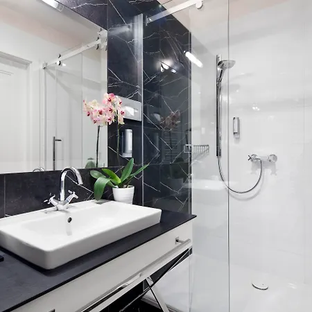 Wyndham Grand Old Town