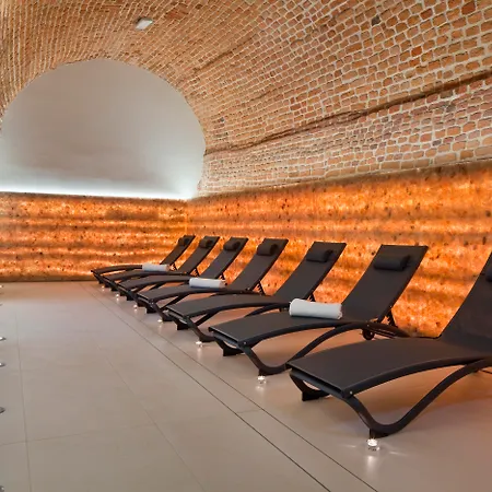 Hotel Wyndham Grand Old Town