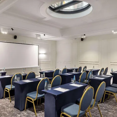 호텔 Wyndham Grand Old Town 5*
