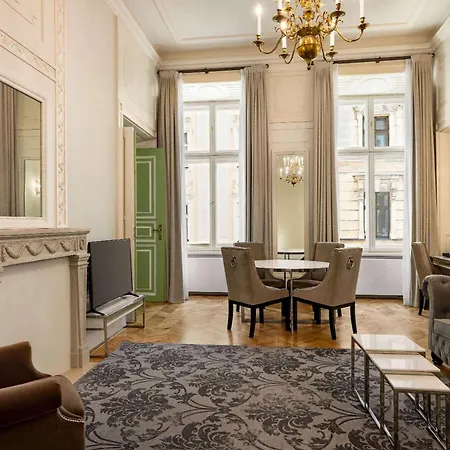 Wyndham Grand Old Town