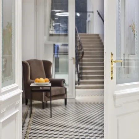 Hotel Wyndham Grand Old Town 5*