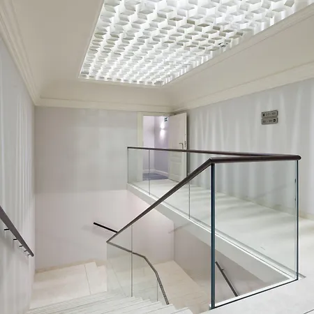 Wyndham Grand Old Town 5*