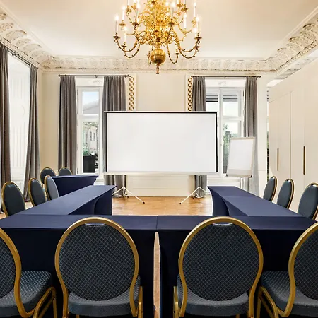 Wyndham Grand Old Town 5*