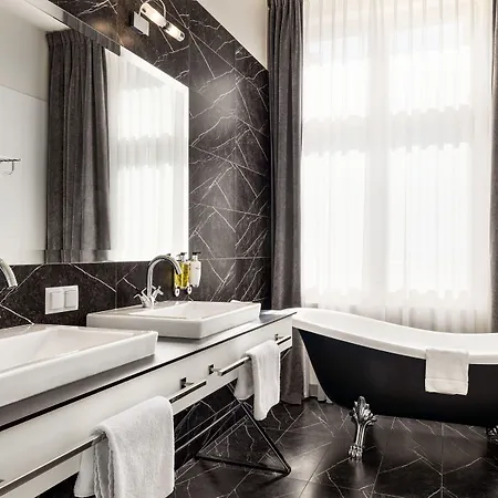 Hotel Wyndham Grand Old Town Cracovia