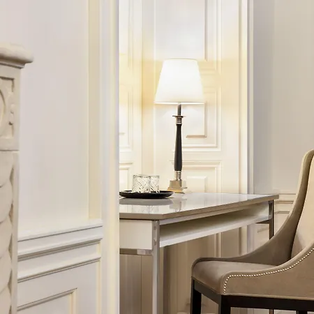 Hotel Wyndham Grand Old Town 5*