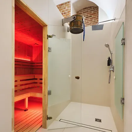 Hotel Wyndham Grand Old Town 5*