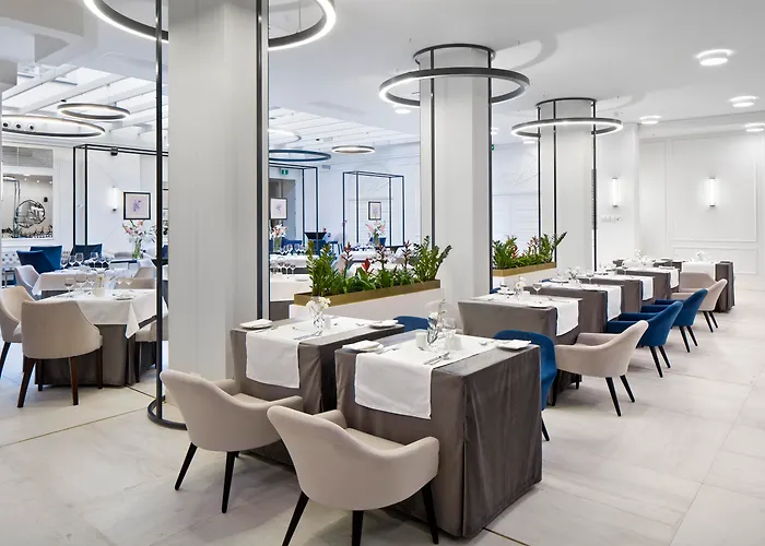 Wyndham Grand Old Town