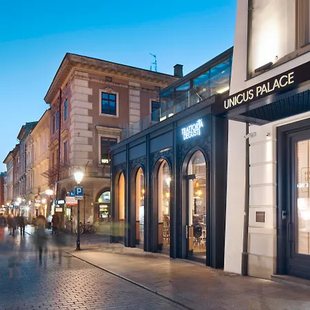 Wyndham Grand Old Town Hotel 5*