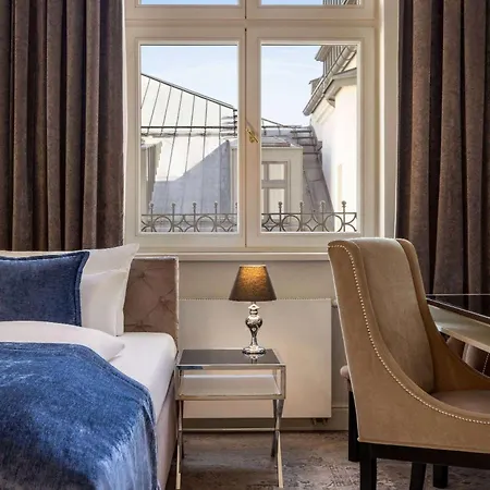 Hotel Wyndham Grand Old Town 5*