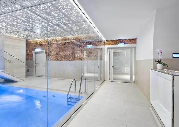 Wyndham Grand Old Town 5*